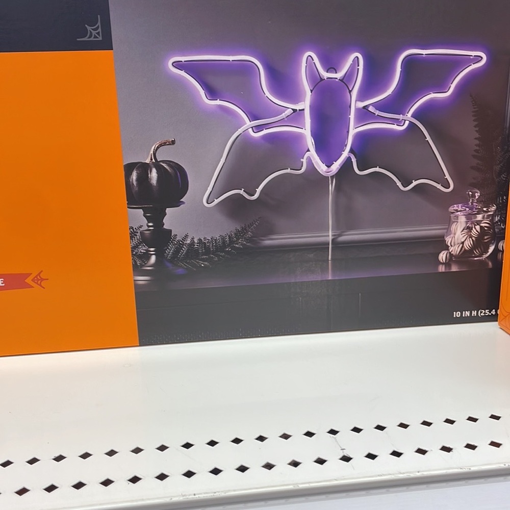 Bat light